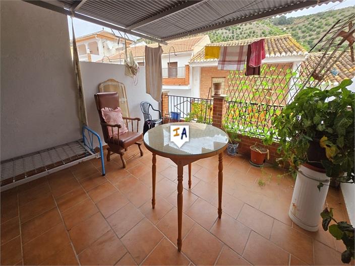 Image No.11-2 Bed House for sale