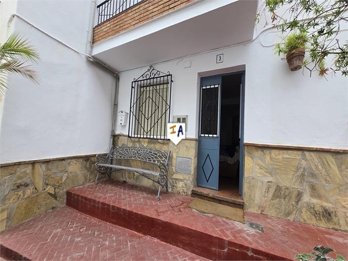 Image No.13-2 Bed House for sale