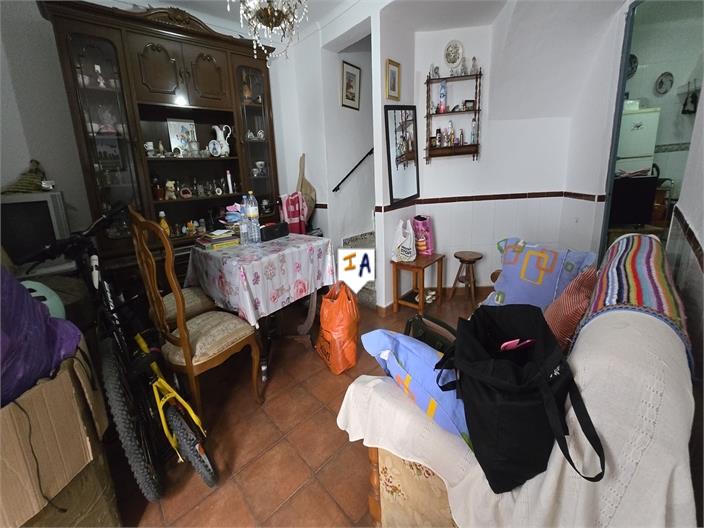 Image No.6-2 Bed House for sale