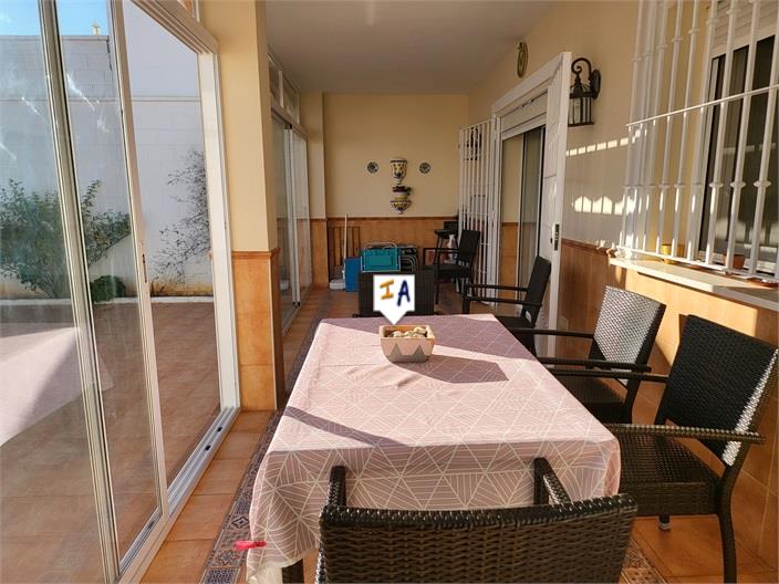 Image No.9-3 Bed House for sale