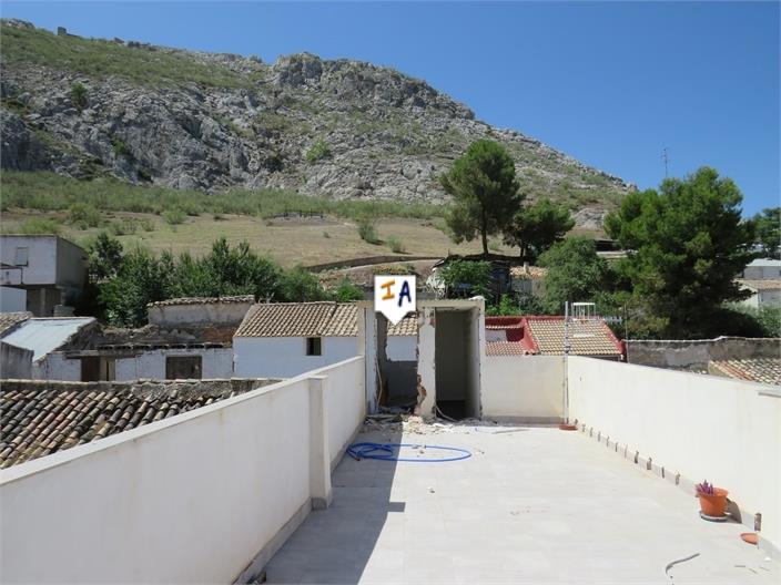 Image No.11-3 Bed House for sale