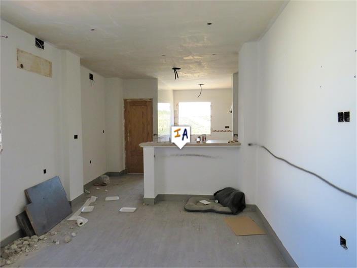 Image No.7-3 Bed House for sale