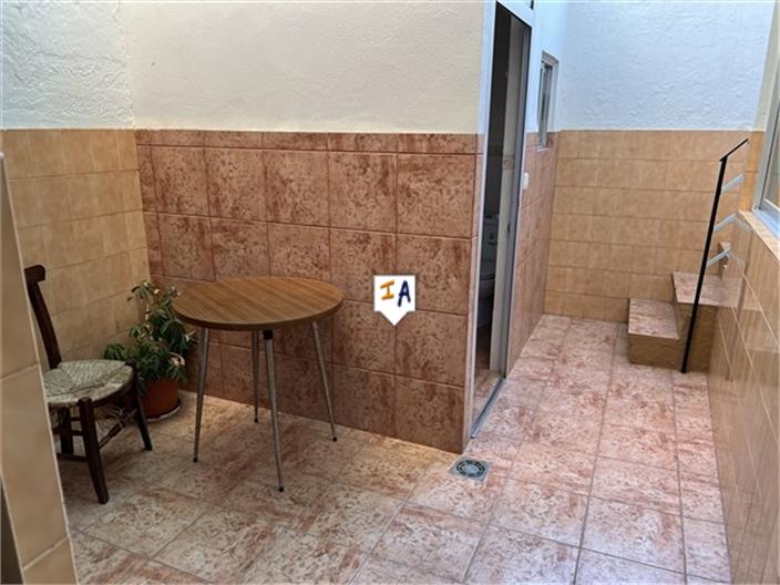 Image No.5-Maison de 4 chambres à vendre à Castillo de Locubín