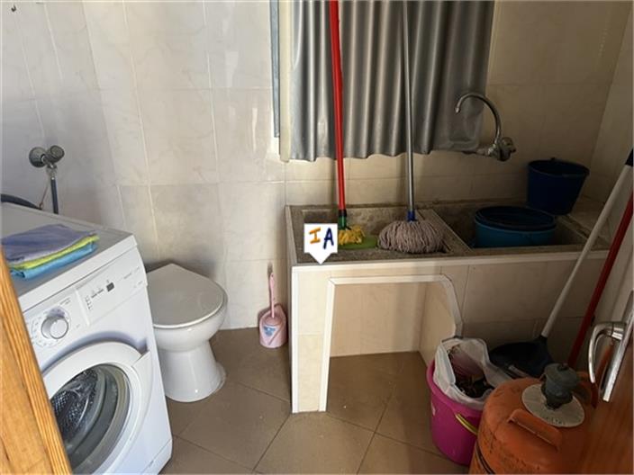 Image No.14-5 Bed House for sale