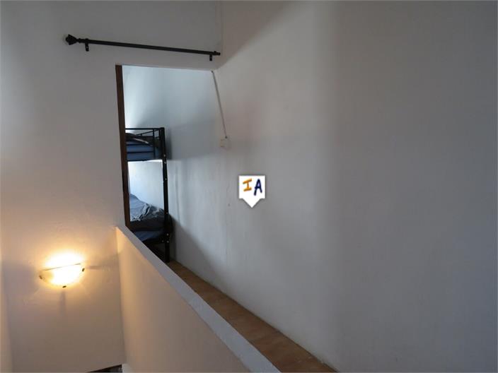 Image No.11-1 Bed House for sale