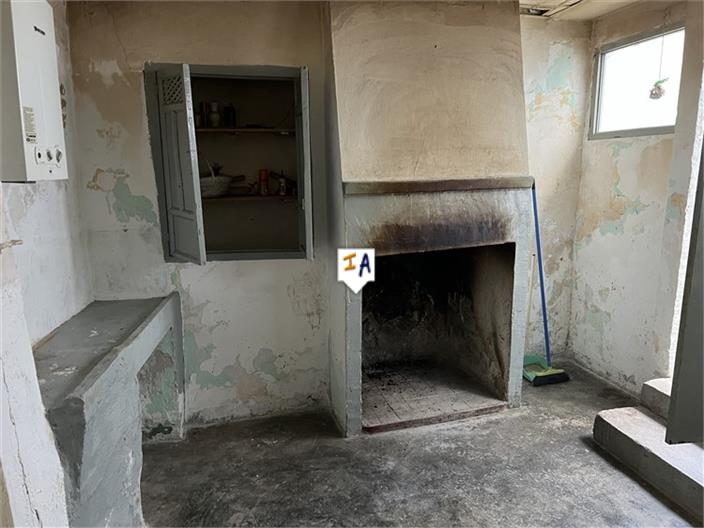 Image No.13-5 Bed House for sale