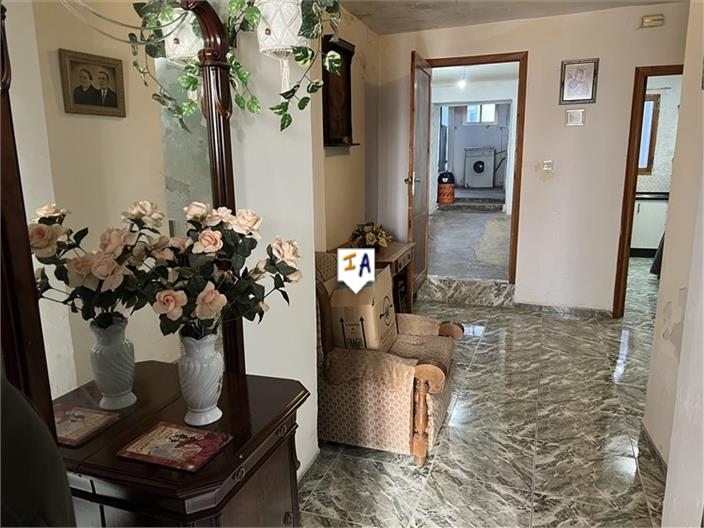 Image No.4-5 Bed House for sale