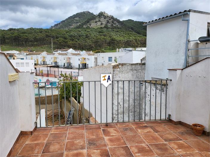 Image No.3-2 Bed House for sale