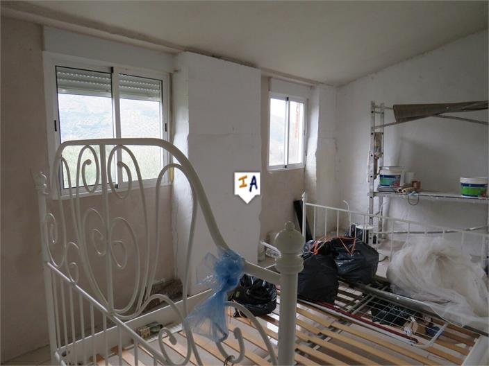 Image No.7-2 Bed Farmhouse for sale