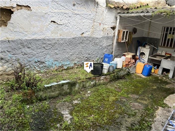 Image No.12-5 Bed House for sale