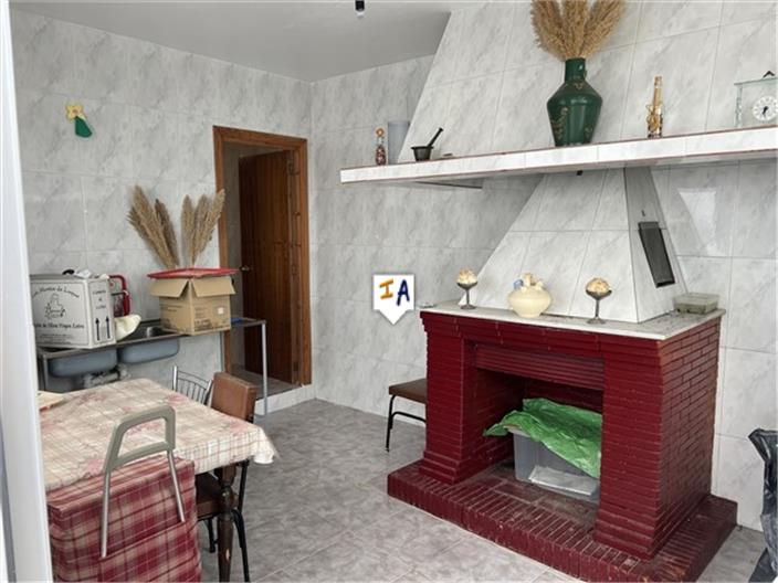 Image No.5-4 Bed House for sale