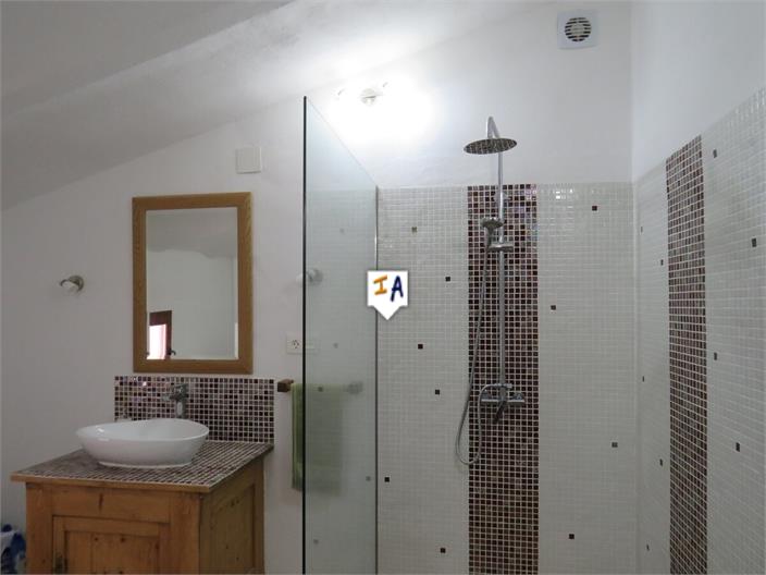 Image No.14-3 Bed Farmhouse for sale