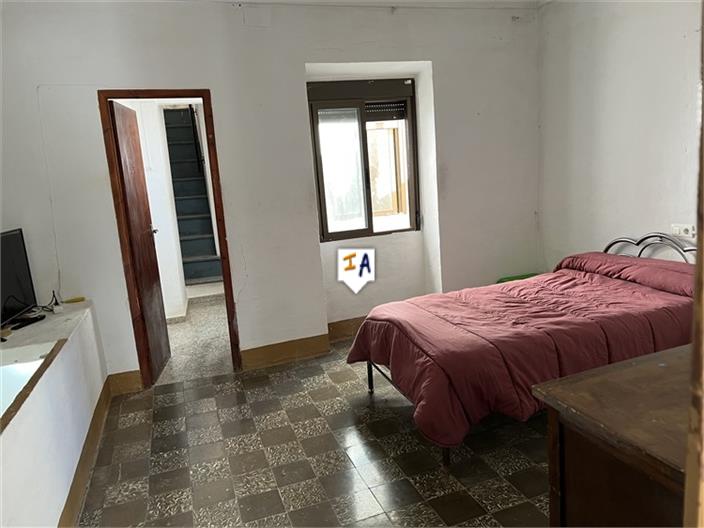 Image No.16-3 Bed House for sale