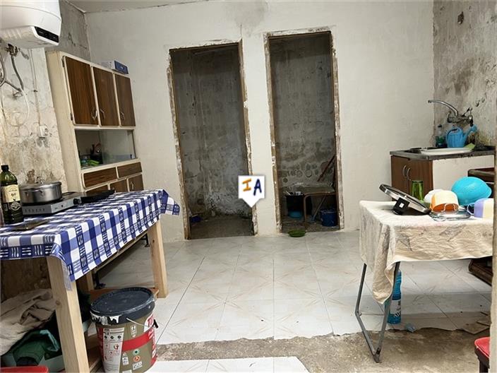 Image No.6-3 Bed House for sale