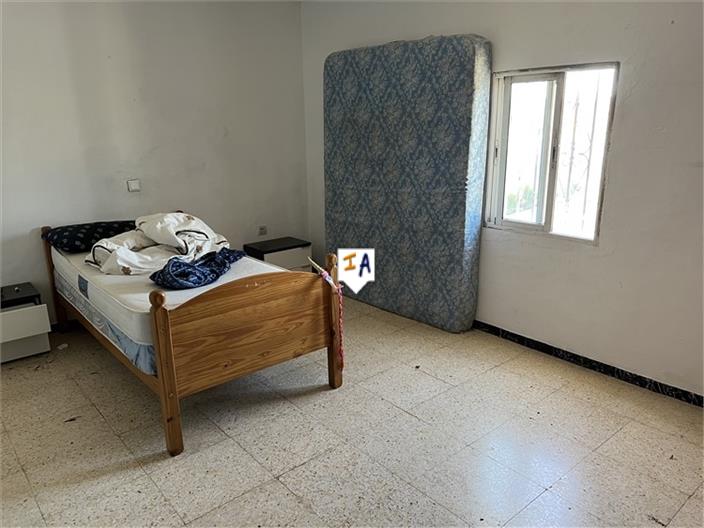 Image No.10-3 Bed Farmhouse for sale