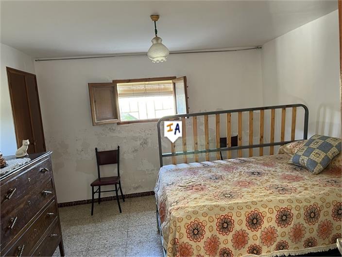 Image No.14-5 Bed Farmhouse for sale