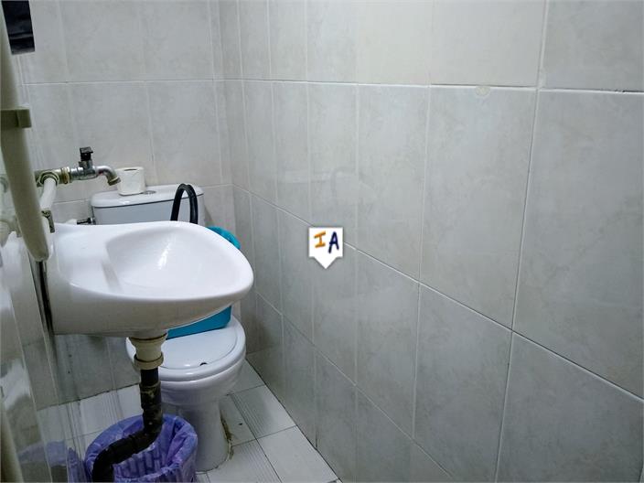 Image No.11-2 Bed Commercial for sale