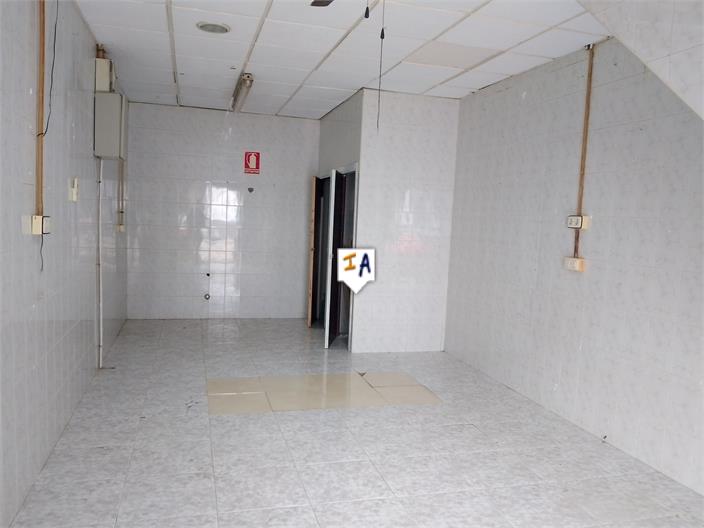 Image No.10-2 Bed Commercial for sale