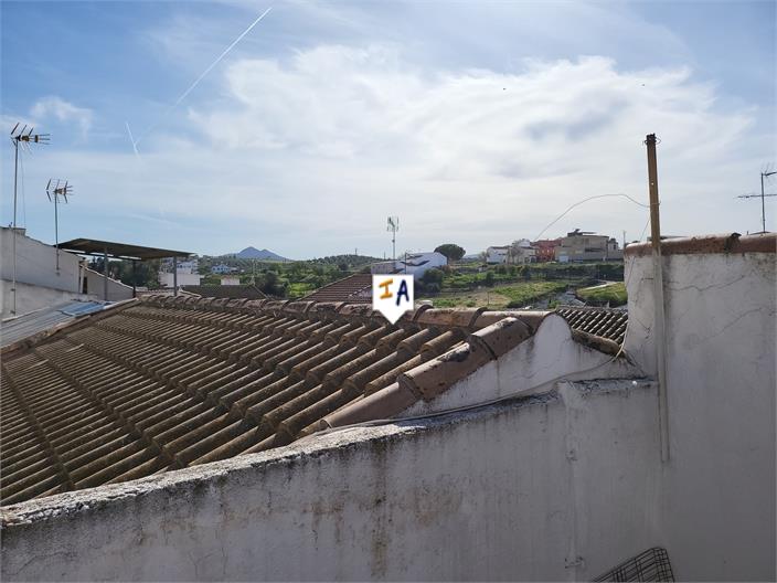 Image No.14-3 Bed House for sale