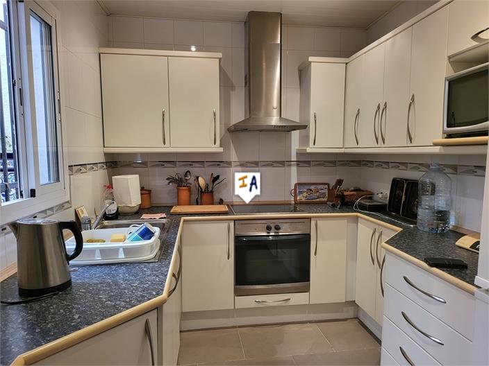 Image No.3-3 Bed House for sale