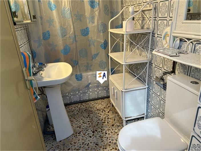 Image No.14-3 Bed House for sale