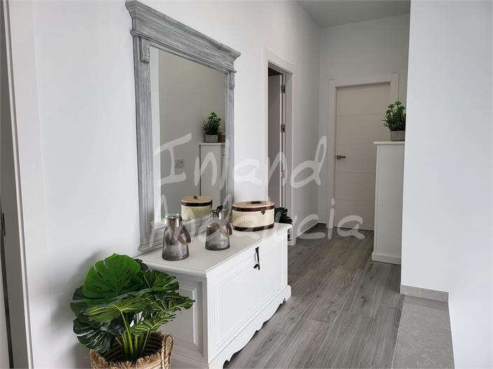 Image No.7-3 Bed House for sale