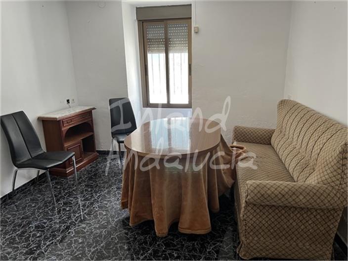 Image No.10-4 Bed House for sale