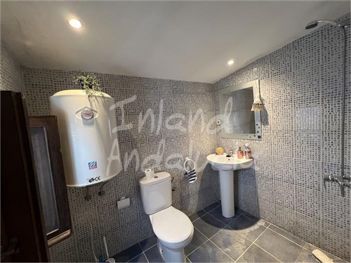 Image No.14-1 Bed House for sale