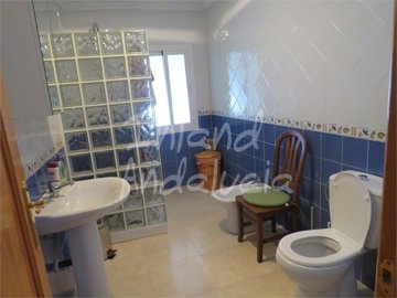 th615611