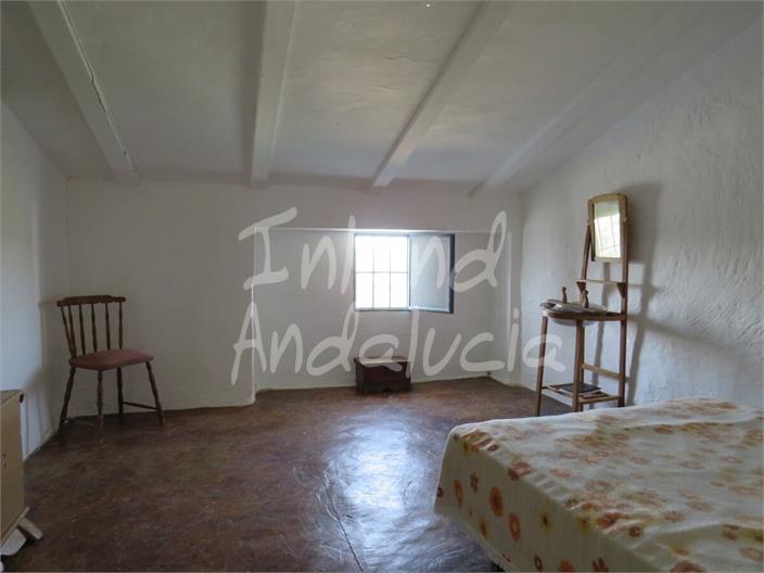 Image No.12-5 Bed Farmhouse for sale