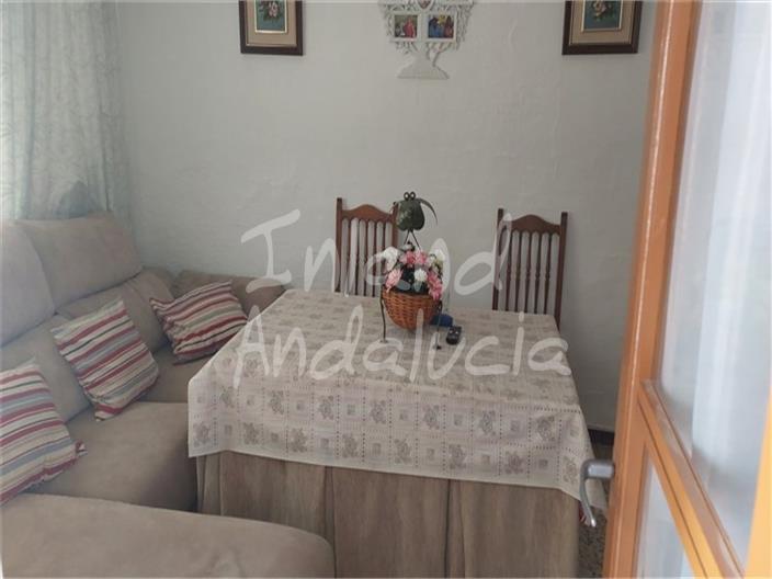 Image No.16-6 Bed House for sale