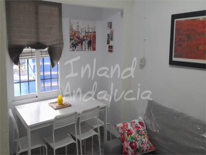 Image No.7-2 Bed House for sale