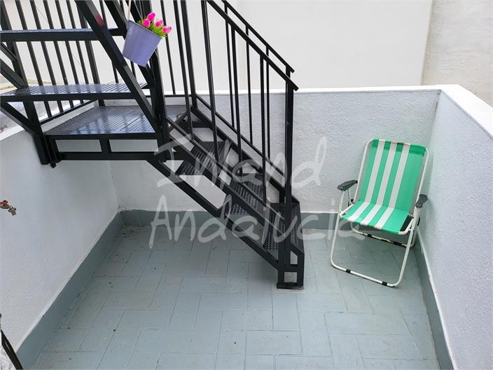 Image No.13-1 Bed House for sale