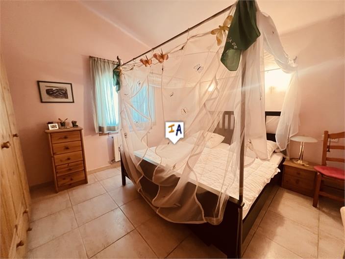 Image No.10-5 Bed Villa for sale