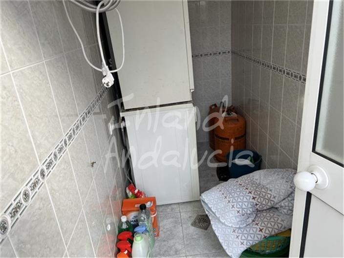 Image No.13-4 Bed House for sale