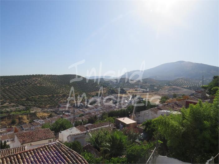 Image No.12-4 Bed House for sale