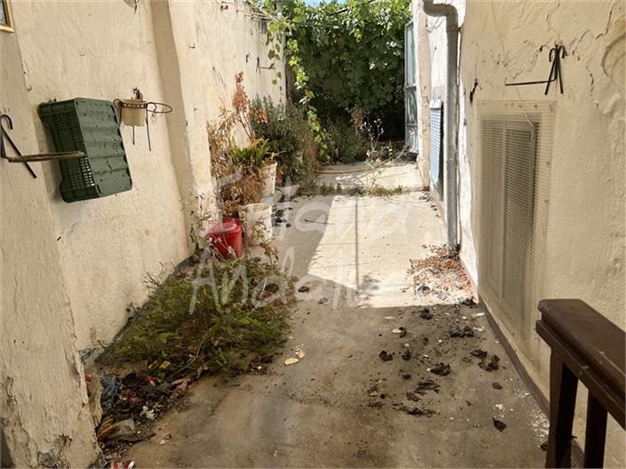 Image No.10-5 Bed House for sale