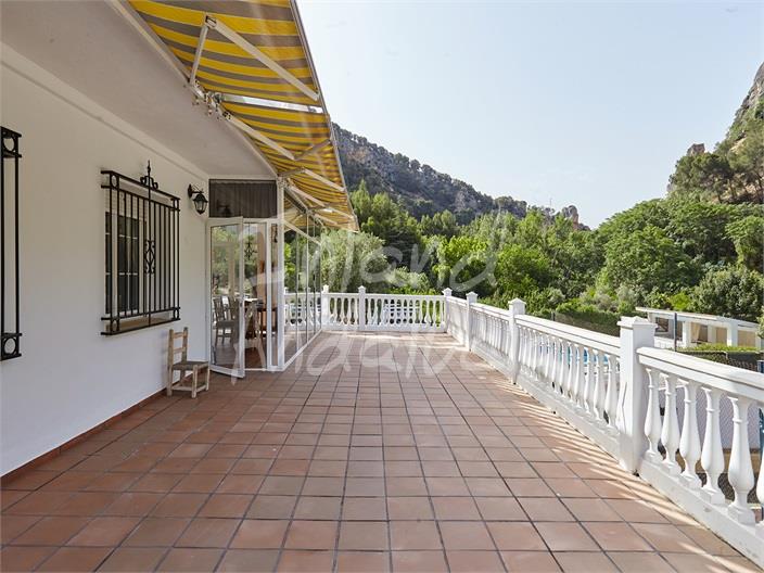 Image No.9-7 Bed Villa for sale
