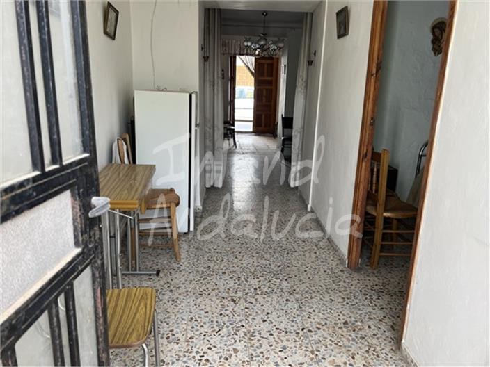 Image No.9-3 Bed House for sale
