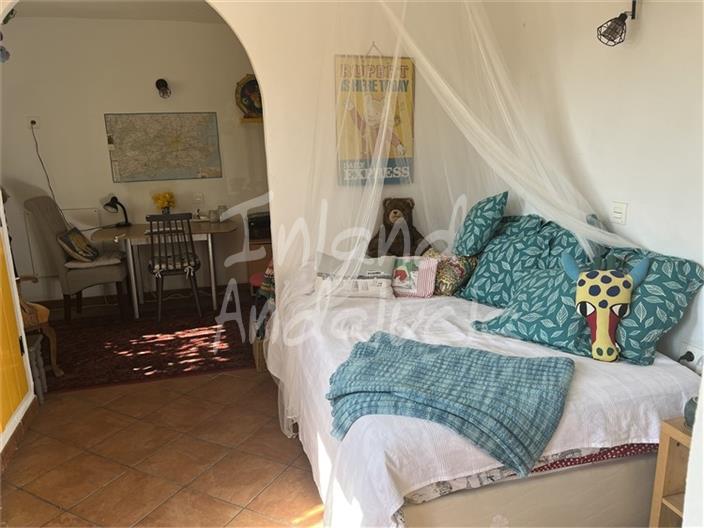 Image No.12-4 Bed Farmhouse for sale