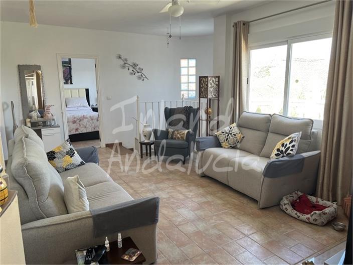 Image No.10-3 Bed Villa for sale