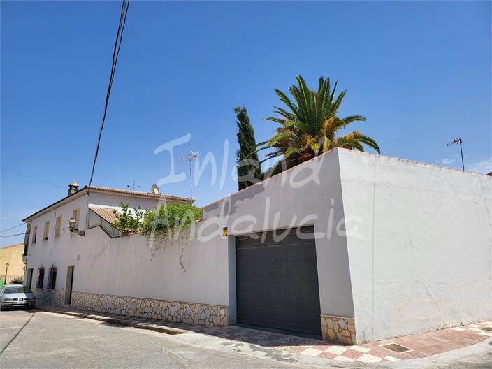 Image No.16-5 Bed House for sale