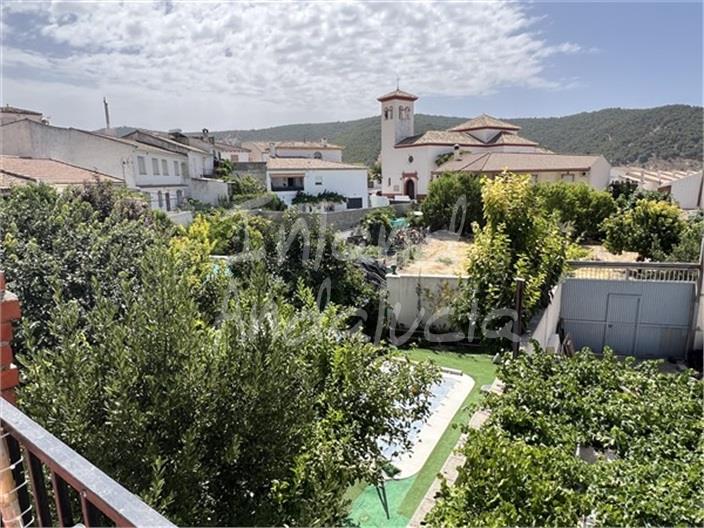 Image No.16-4 Bed House for sale