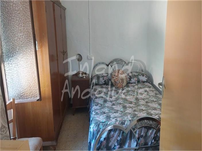 Image No.13-6 Bed Farmhouse for sale