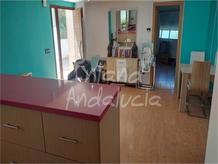 Image No.13-3 Bed House for sale