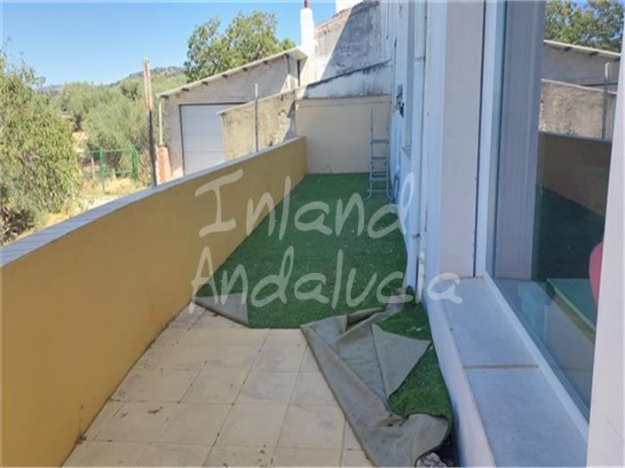 Image No.7-3 Bed House for sale