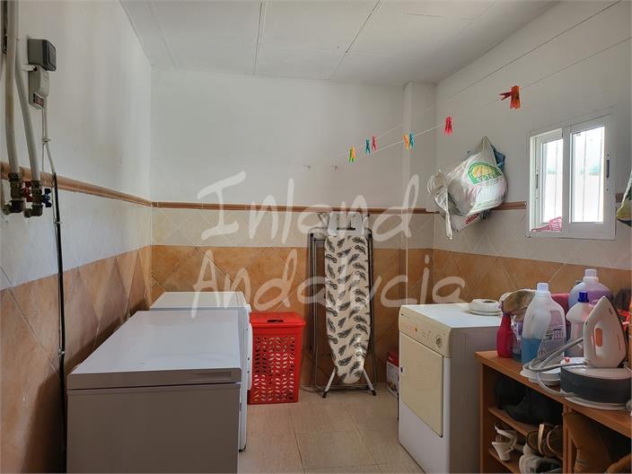 Image No.15-4 Bed Villa for sale