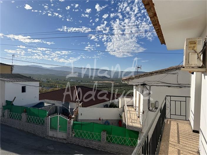 Image No.7-4 Bed House for sale