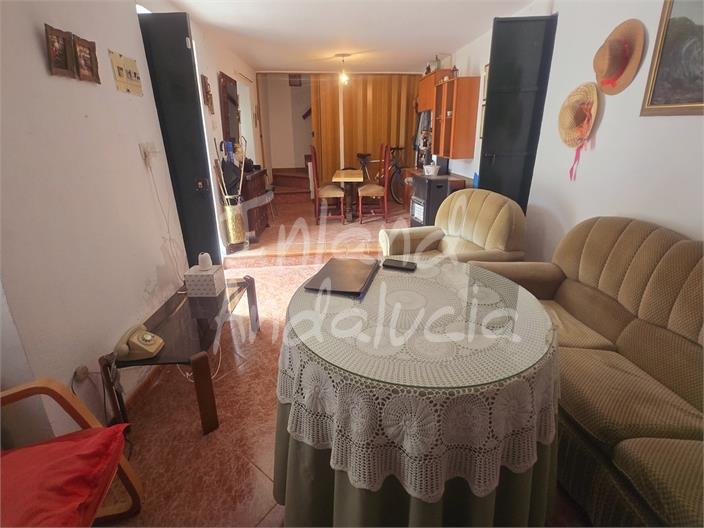 Image No.3-Maison de 4 chambres à vendre à Alfarnate