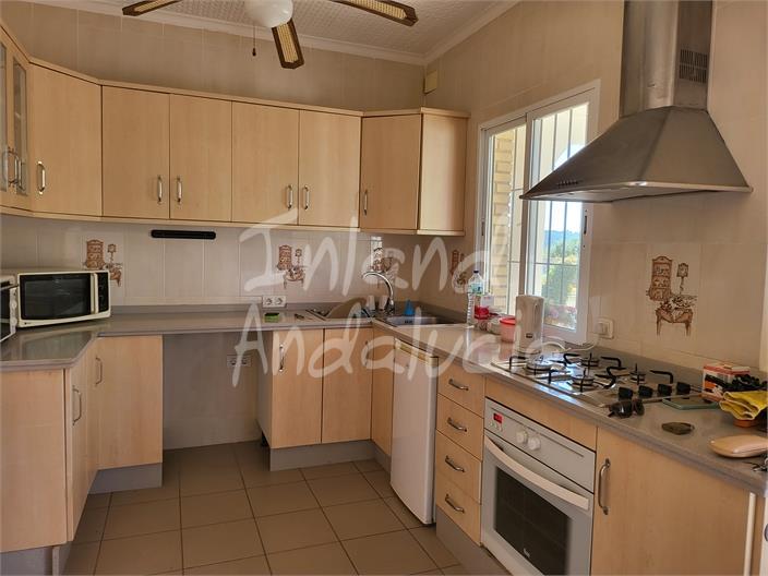 Image No.14-3 Bed Villa for sale